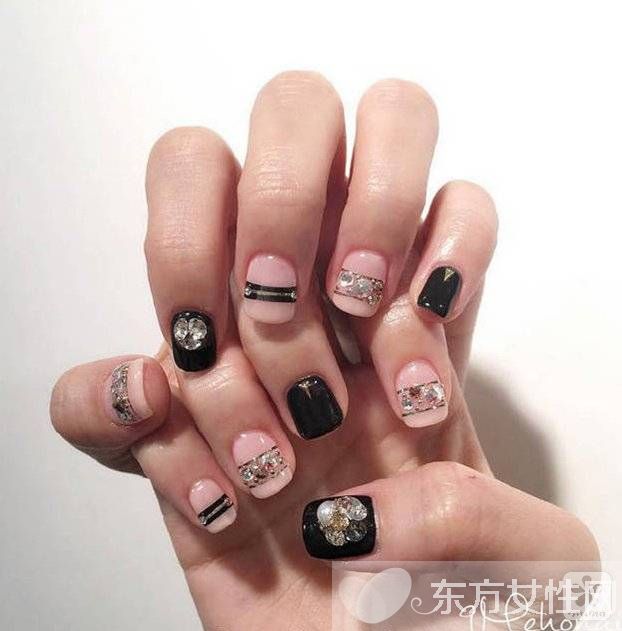 9款闪闪惹人爱美甲图案 还不赶紧学起来