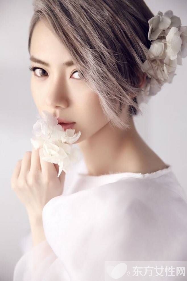 如何打造无暇底妆 学会这五招打造立体自然妆