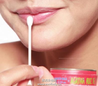 描画唇妆的基本手法