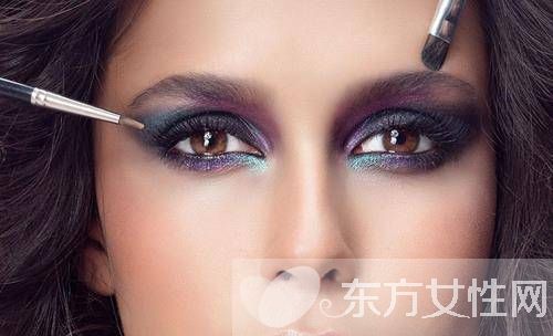 几招教你如何画眼线 各种眼形注意事项