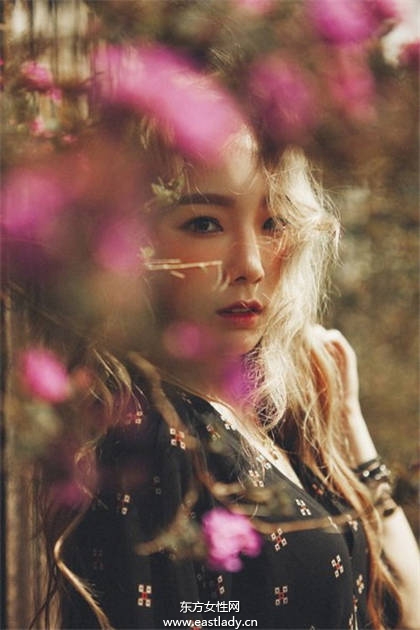 韩妞也爱用腮红 太妍腮红妆秀妩媚姿态