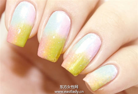 懒MM必备美甲技巧 单色、双色、多色渐层一次学会