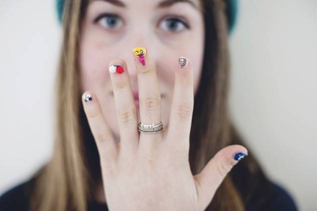 超拉风 指尖上行走的emoji表情包