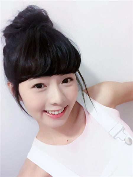 下垂眼线日韩女星必画眼线