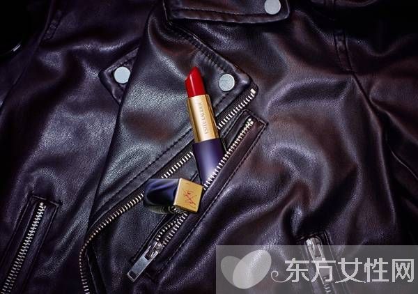 雅诗兰黛倾慕系列口红 携手刘雯呈现全新唇膏