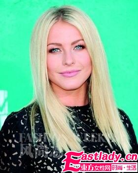 学明星打造健康立体烟熏妆