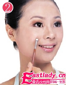 红肿型痘痘遮瑕技巧