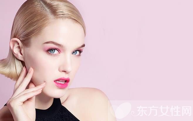 赶紧LOOK 白领化妆速成班必学的四个技巧