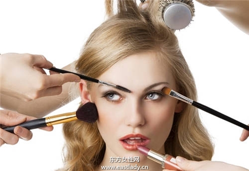 约会时男人无法抗拒的三大妆