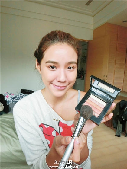 美妆达人分享伪素颜化妆技巧