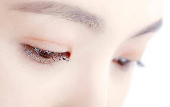 五款眉型与脸型的搭配技巧 赶快学起来