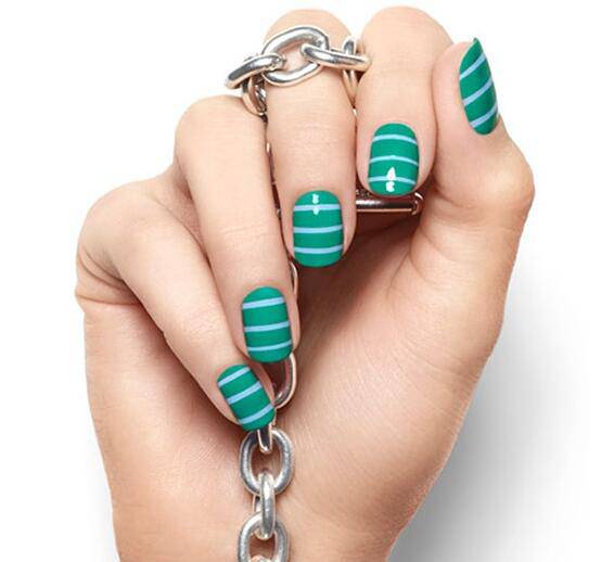 手黑的人美甲图片推荐 既时尚又显白的美甲方法