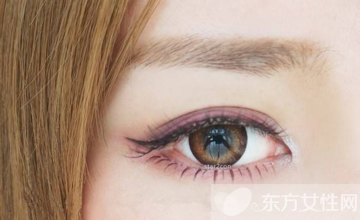 内双怎么画眼妆 5步骤让你变大眼MM