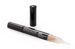 遮瑕笔好还是遮瑕膏好 遮瑕笔该怎么用