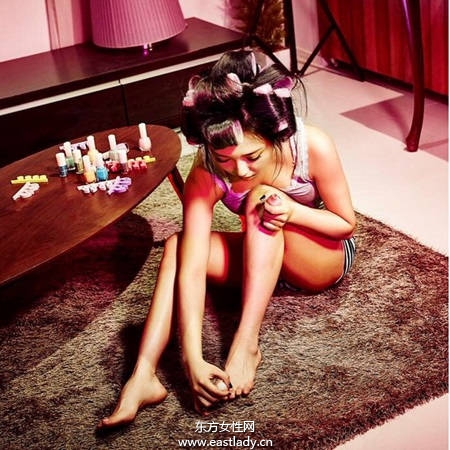 夏末秋初脚指甲保养别忽略