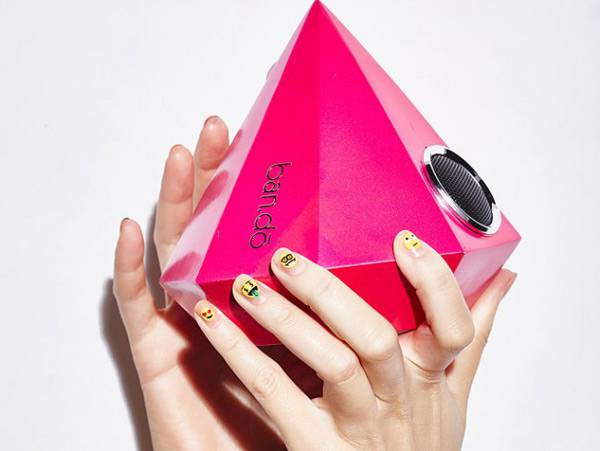 超拉风 指尖上行走的emoji表情包