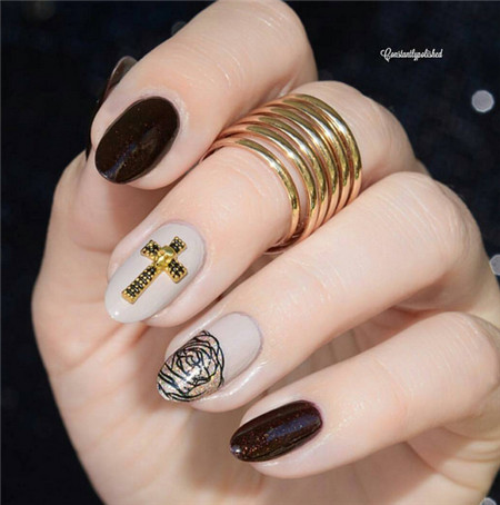 今秋最夯的美甲设计方案 每一款都很很棒的哟