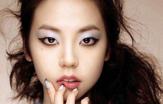 单眼皮怎么化妆更迷人 彰显电眼魅力