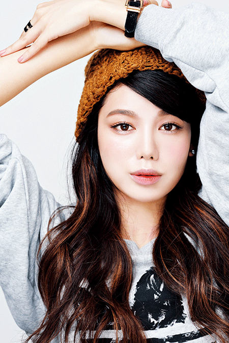 +1化妆术变身潮女 摆脱无聊普妹style