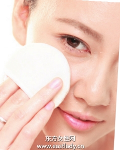 色素沉淀用液体状遮瑕笔