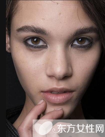 简约风时尚美甲图片大全 告别浮夸做低调小女人