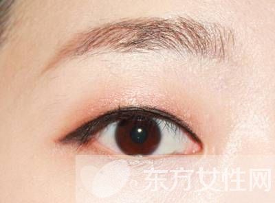 看鬼怪女主金高银眼妆 单眼皮就该这样画