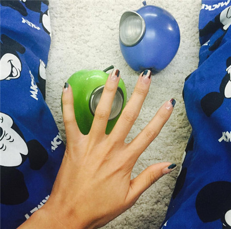 今秋最夯的美甲设计方案 每一款都很很棒的哟