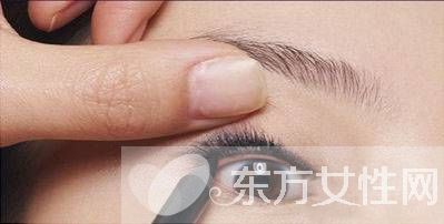 怎么画眼线更好看 初学者必看的眼线N种画法