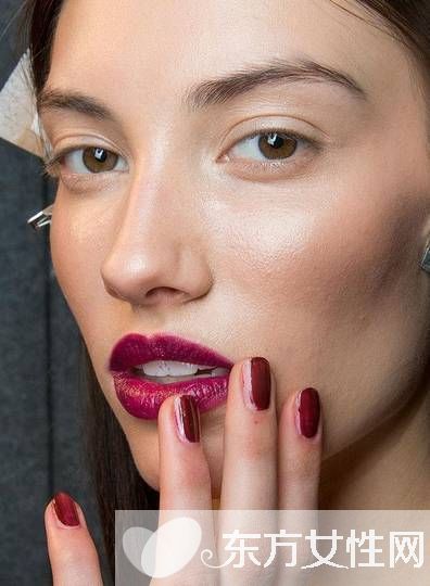 简约风时尚美甲图片大全 告别浮夸做低调小女人