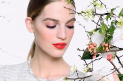 CHANEL 2016春季系列限量彩妆抢先看