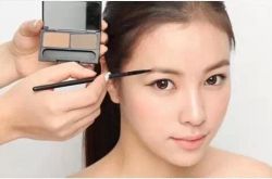 拯救画不好眉毛星人的八款彩妆工具