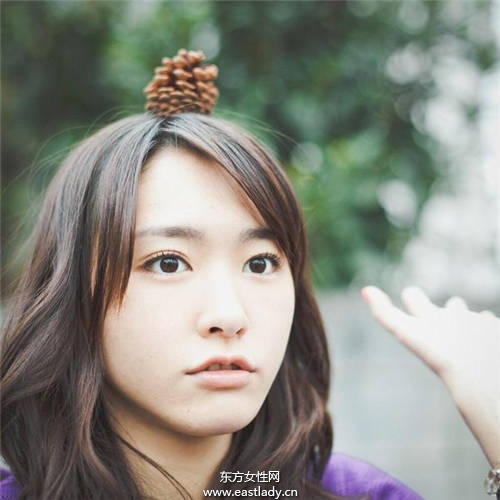 从眼影到唇膏一气呵成 成熟女人味日系妆感这样化