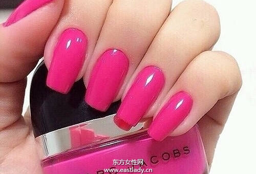 指甲油颜色选择技巧 避开和自己皮肤相同的色系