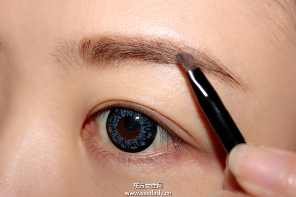 眉毛的正确画法 打造立体精致五官