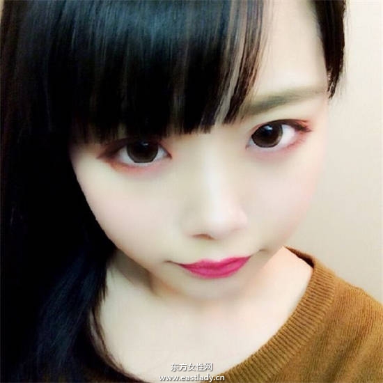 红色搭配大地色下季化妆重点 日本钮流行的秋天妆容抢先看