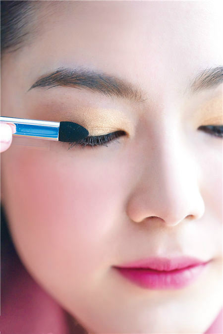 掌握4要点化出好感度爆棚云朵妆