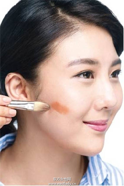 必学 脱胎换骨的神奇修容化妆术