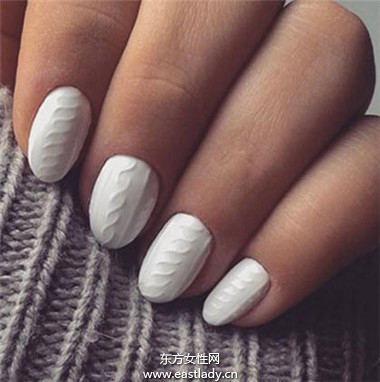 指甲+搭配毛衣 今冬最夯的 针织毛衣 指彩