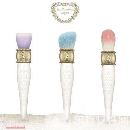 这么高颜值的美妆刷子是不是要来两把