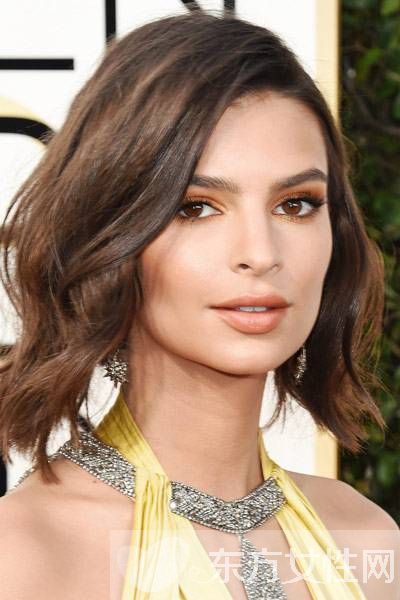 春夏就做白嫩派 蜜桃色眼影真的好用不挑人