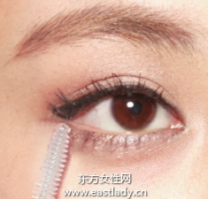 怎样让睫毛变长的眼妆画法