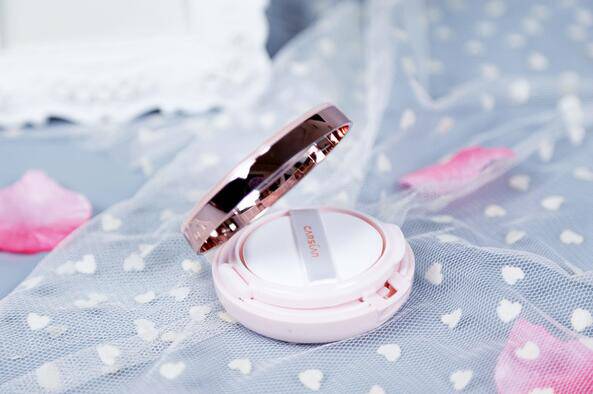 怎样化妆更 减龄  教你少女妆画起来