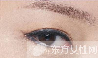 怎么画眼线更好看 初学者必看的眼线N种画法