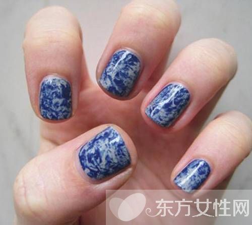 时下最流行的美甲图片教程 美甲也是一门艺术