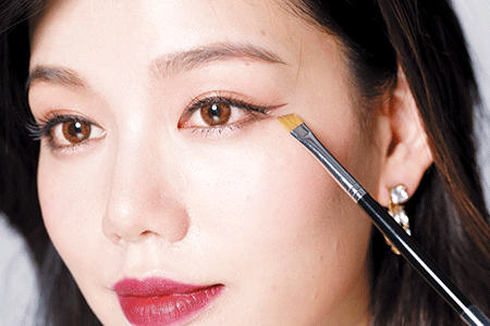 +1化妆术变身潮女 摆脱无聊普妹style