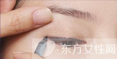 怎么画眼线更好看 初学者必看的眼线N种画法