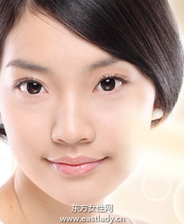 粉底彩妆开始的第一步