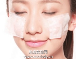 修补脸颊斑驳不均的底妆