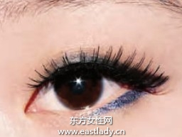 彩色眼线笔画出美美大眼妆