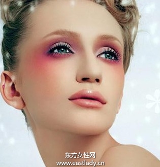 化妆八步走 轻松修饰无暇面容